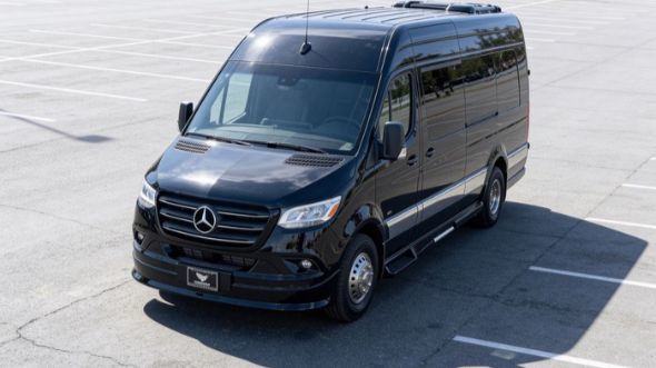 hayward airport sprinter van service