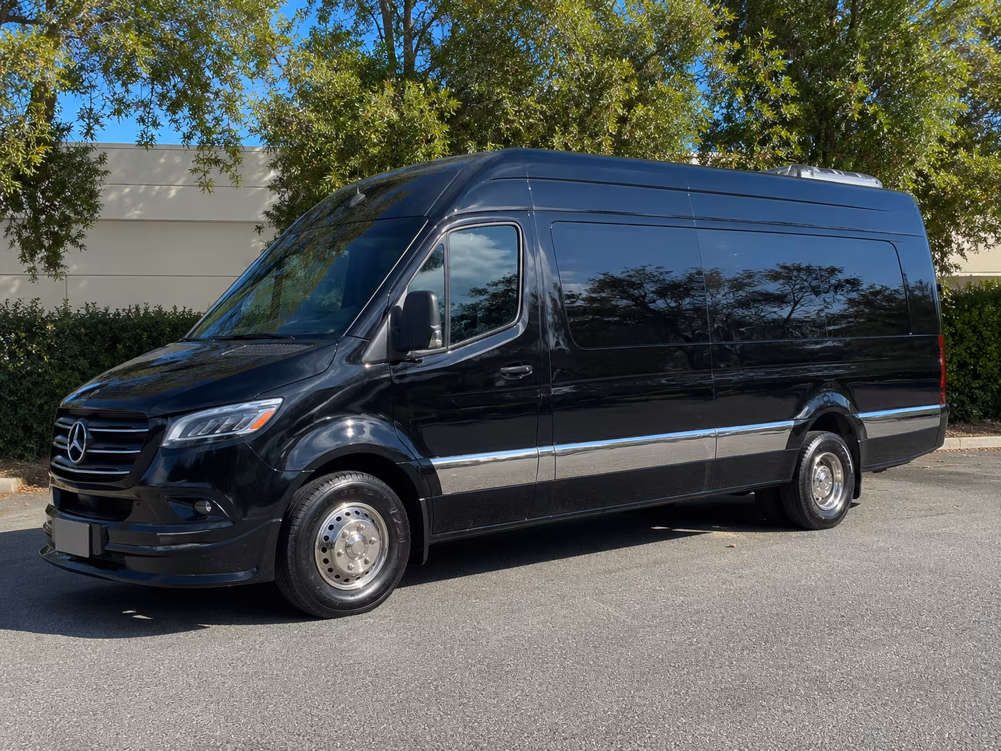 find the perfect transportation for your next corporate event 4