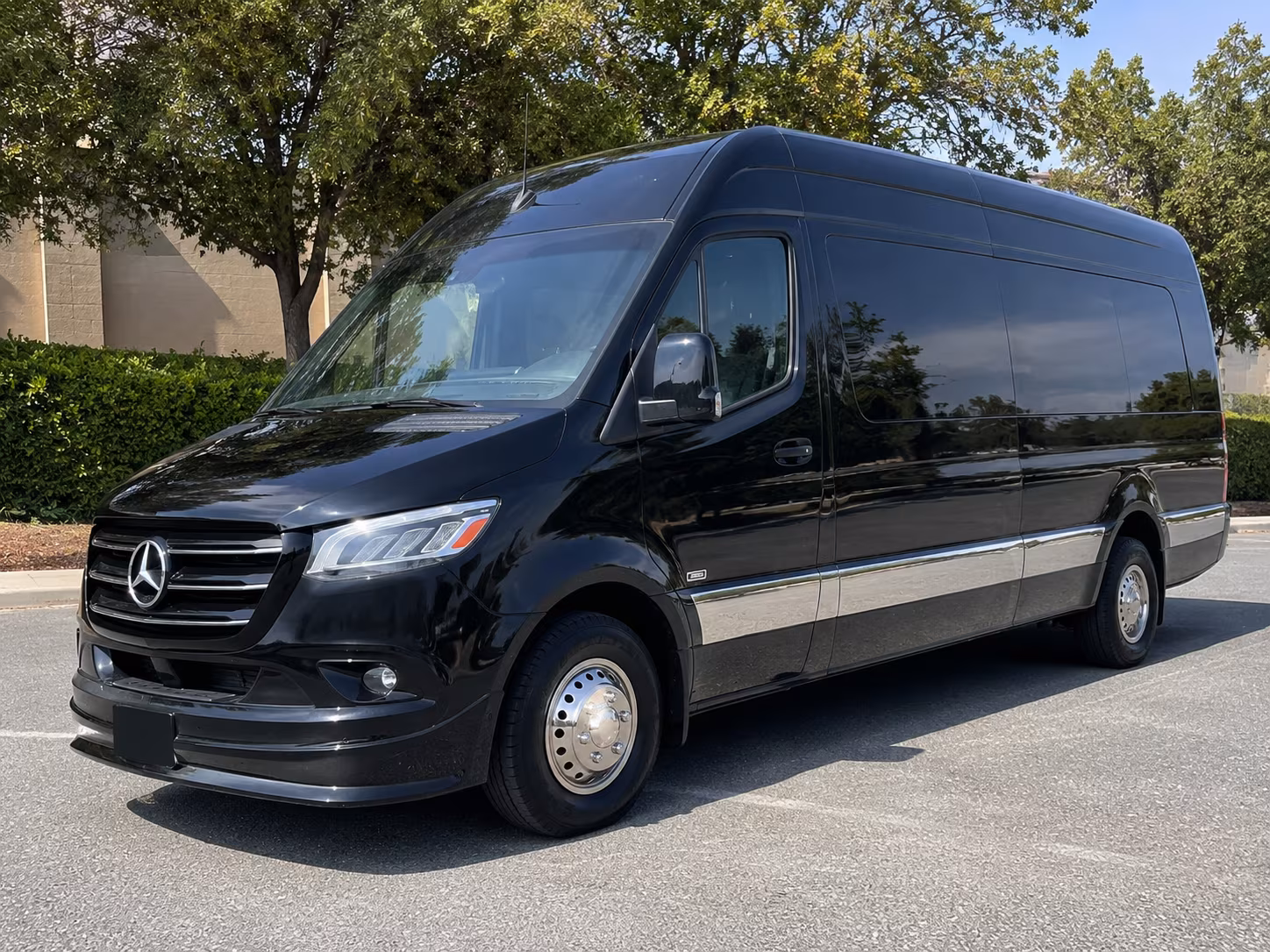 find the perfect transportation for your next private event 5